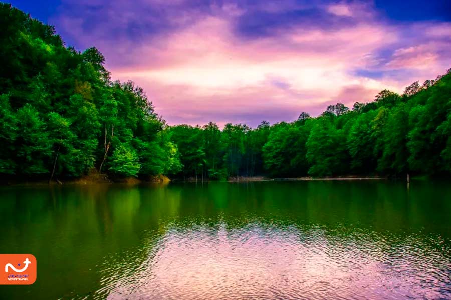 دریاچه چورت در بهار