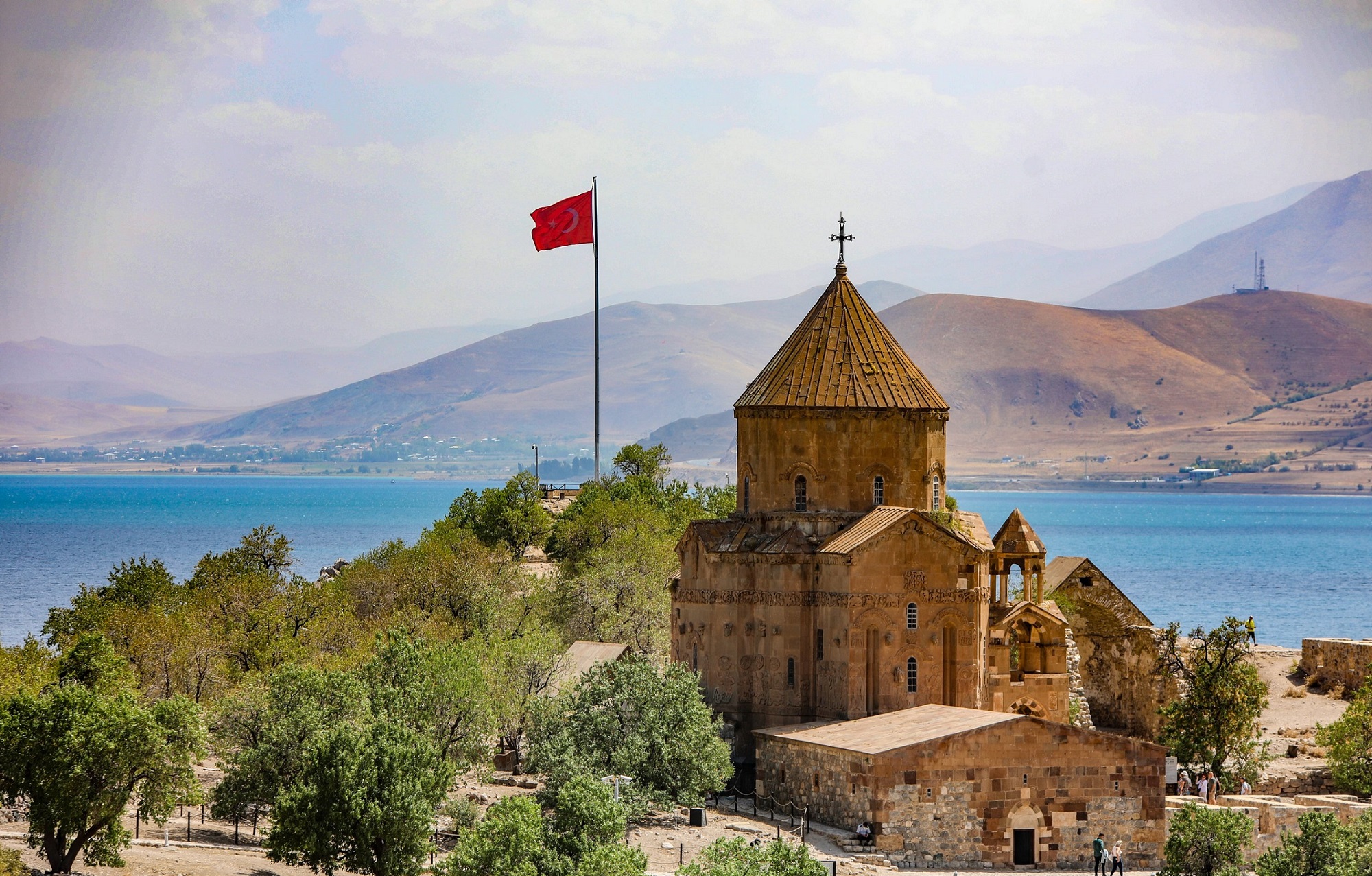 بهترین زمان سفر به وان ترکیه جاهای دیدنی وان ترکیه