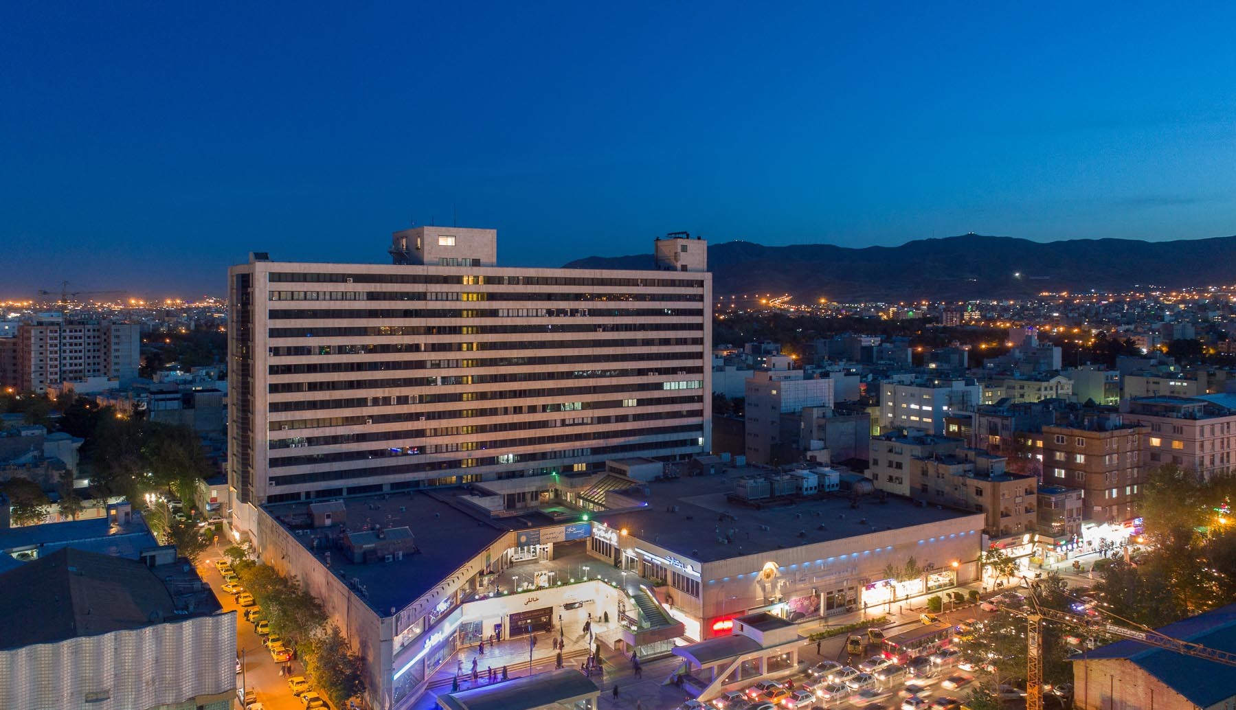 بهترین مرکز خریدهای مشهد مرکز خرید زیست خاور مشهد