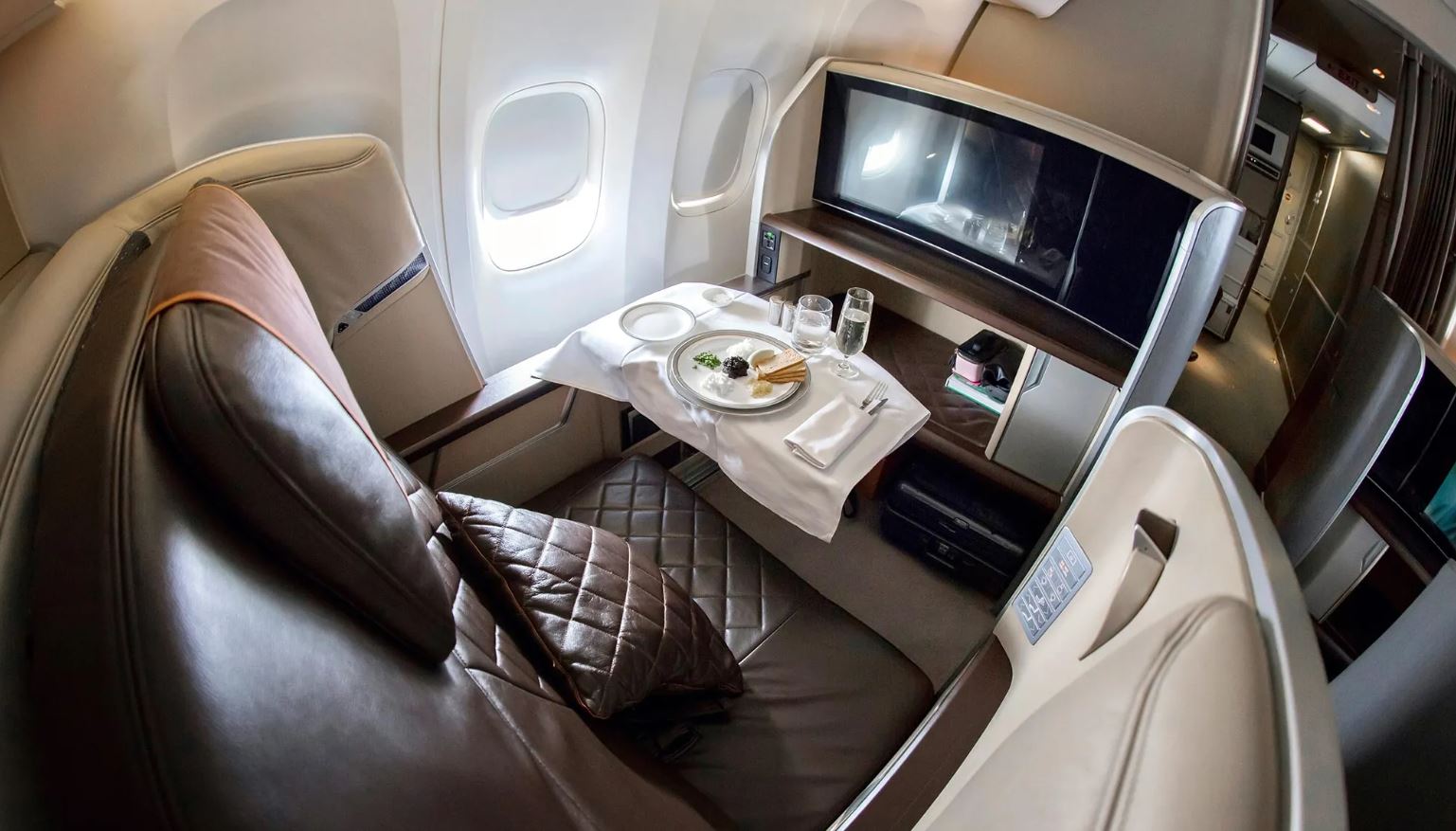 لوکس ترین ایرلاین بهترین ایرلاین بهترین شرکت هواپیمایی لوکس ترین شرکت هواپیمایی خرید بلیط هواپیما