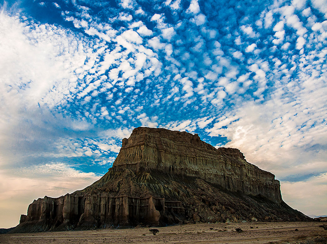 بام قشم بام جزیره قشم جاهای دیدنی قشم بام سهیلی قشم ژئوپارک قشم