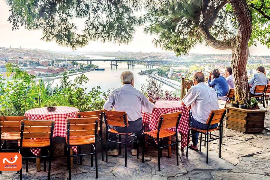  با تله کابین استانبول می‌توان از منظره زیبای خلیج شاخ طلایی لذت برد 