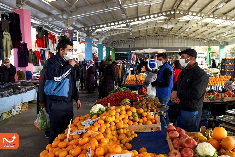 در جمعه بازار کوزیاتاگی استانبول میتوانید محصولات غذایی تازه خریداری کنید
