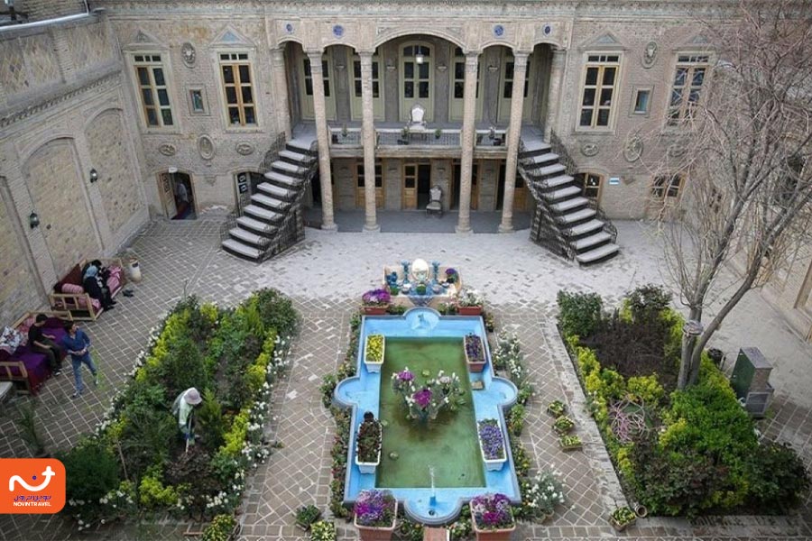 ایوان‌های زیبای خانه داروغه مشهد