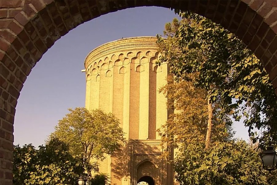برج طغرل تهران