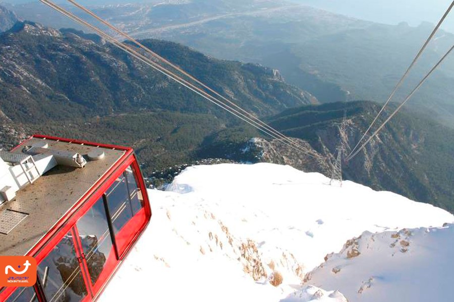 تله‌کابین در کوه المپوس (تاهتالی) شما را به بلندای شهر آنتالیا می‌رساند.