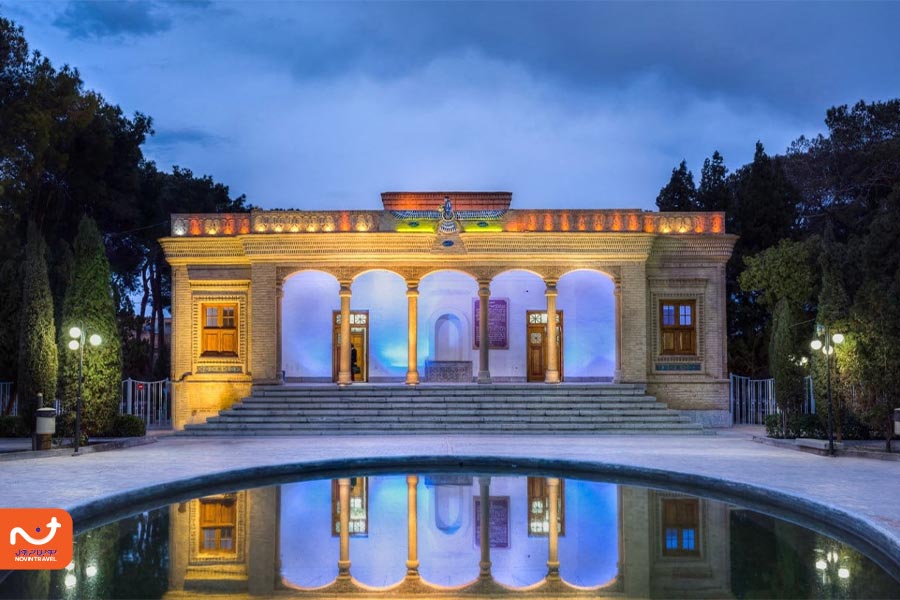 نگار فروهر در آتشکده یزد