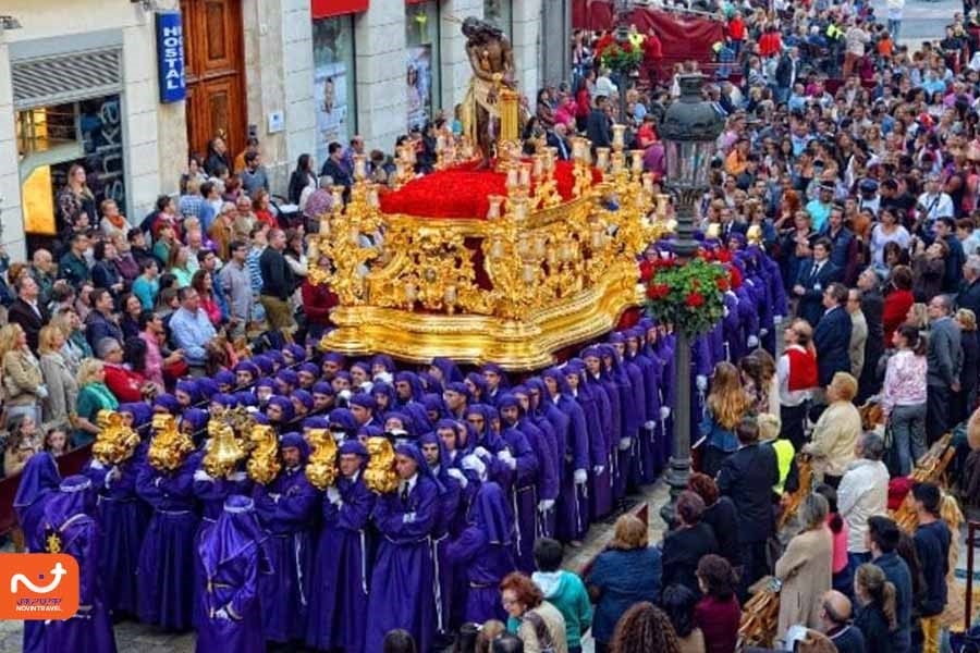 مشهورترین فستیوال ‌های جهان با آیین‌های مذهبی در هفته مقدس.