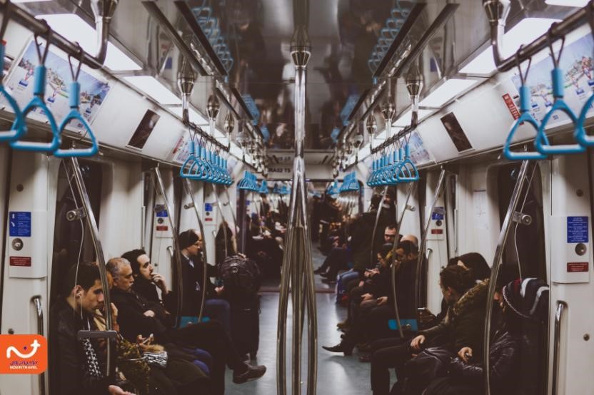 برای یک سفر ارزان به شهرهای ترکیه، می‌توانید از خدمات حمل‌ونقل عمومی استفاده کنید. 