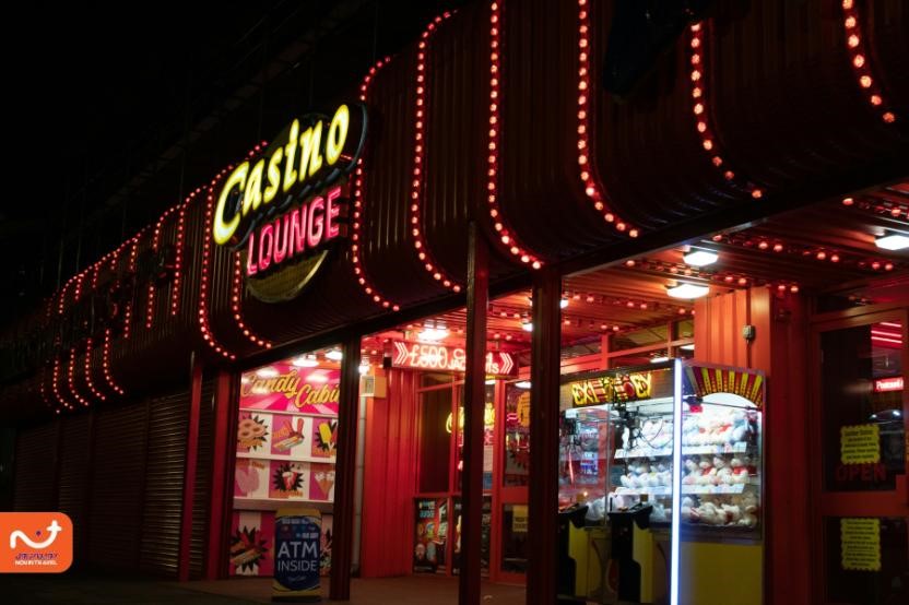 هنگام سفر به شهر آوازا حتما سری به کازینوها و کلوپ‌های شبانه این شهر بزنید. 