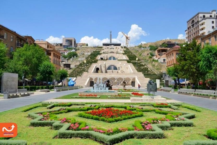 کاسکاد یکی از نمادهای شهر ایروان و یکی از بهترین جاذبه‌های دیدنی ارمنستان است. 