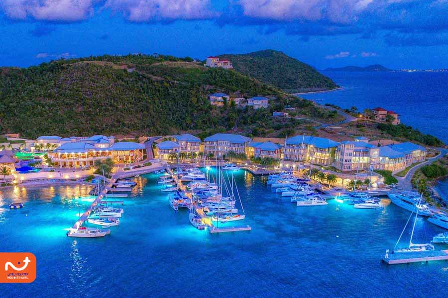 ساحلی بکر با آب‌های شفاف