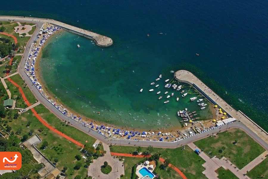 ترکیبی از طبیعت و معماری تاریخی