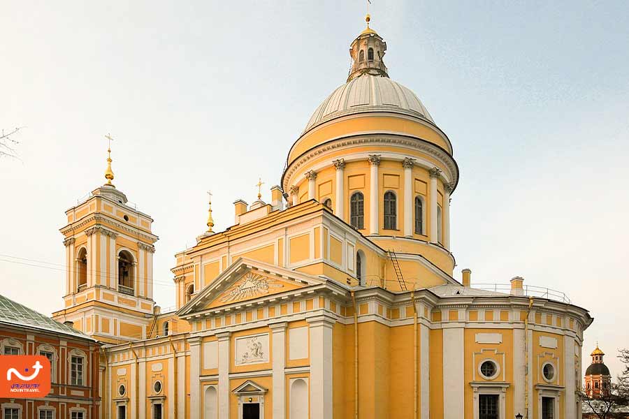 نمایی از صومعه الکساندر نوسکی در سنت پترزبورگ، روسیه