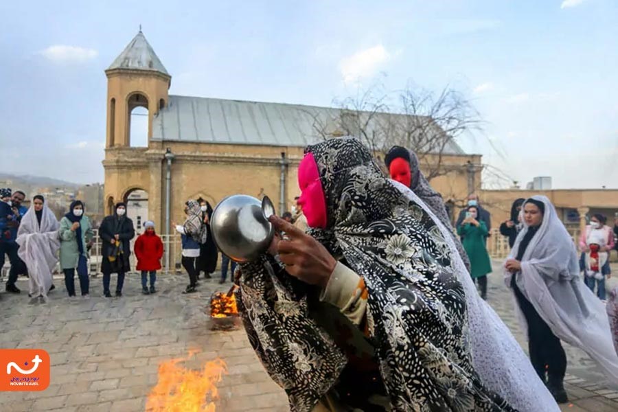 چهارشنبه سوری و قاشق زنی