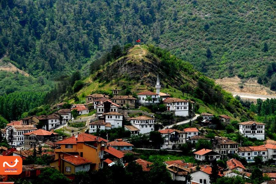 کوه آداک (Adak Dağı) در روستای تراکلی