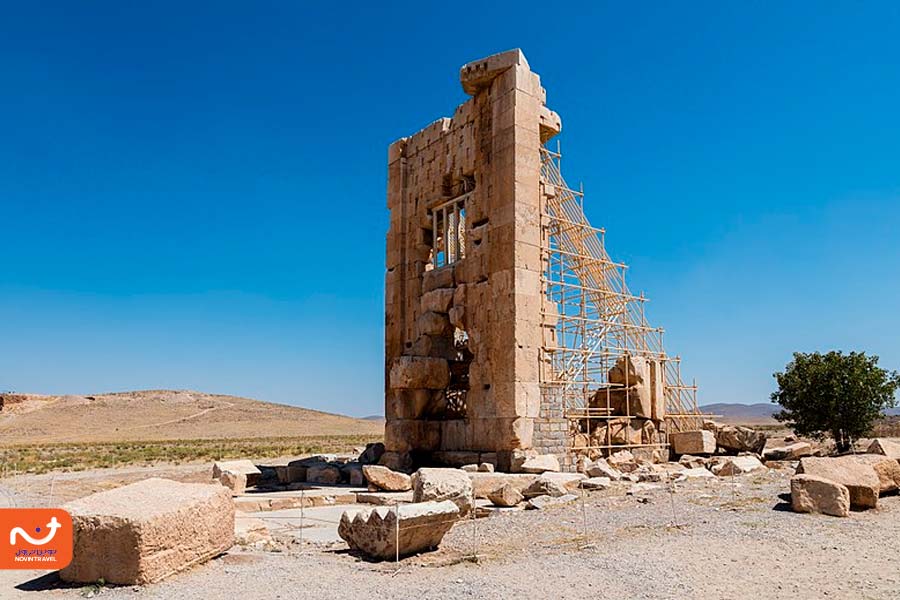 زندان سلیمان (پاسارگاد)؛ نزدیک آرامگاه کوروش