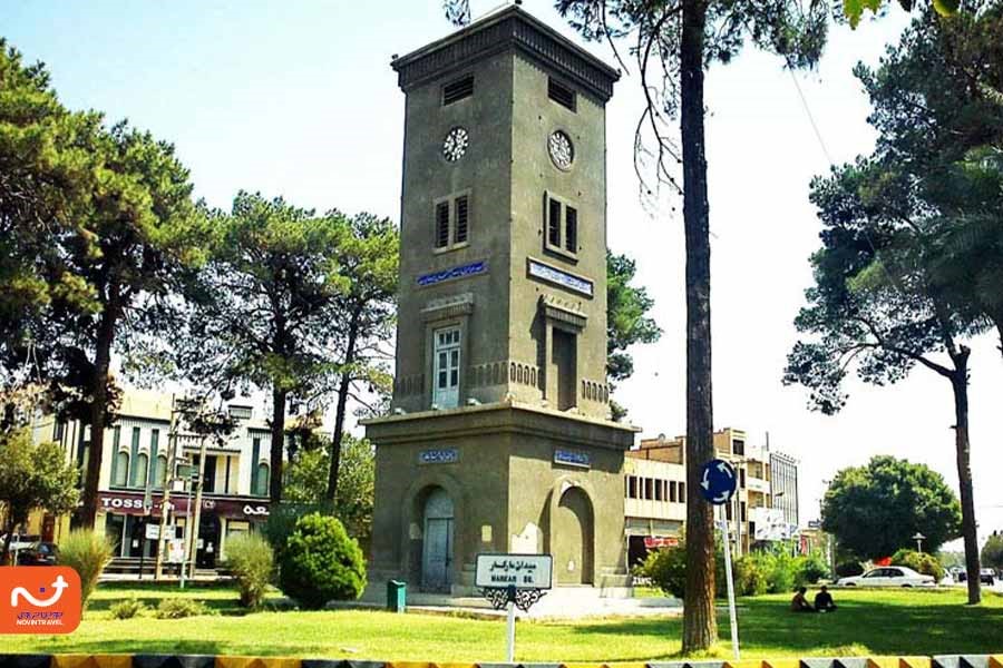 برج ساعت تاریخی یزد با معماری خشتی و کاشی‌کاری‌های زیبا