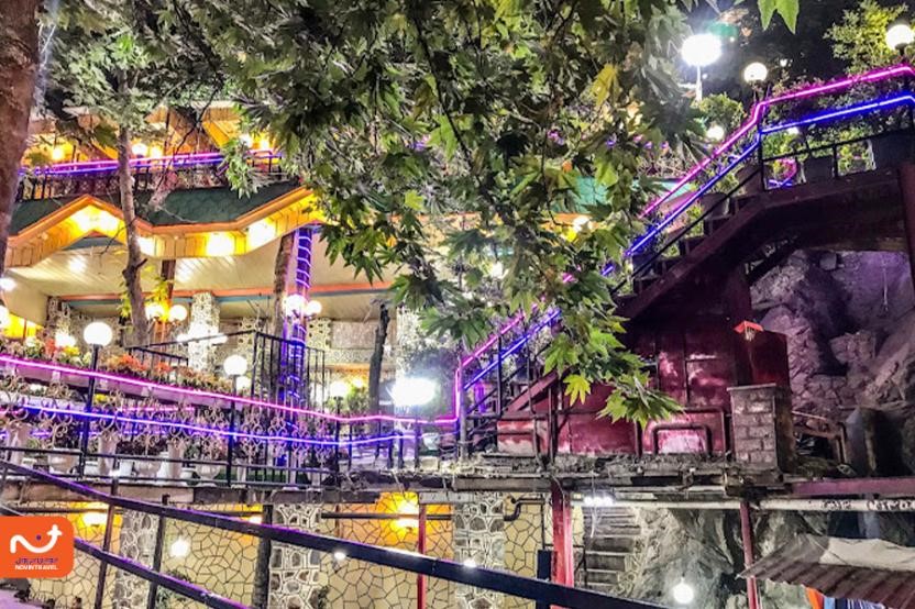 رستوران جوانان دربند، سه شعبه دارد و معروفترین شعبه آن، شعبه 3 این رستوران است.