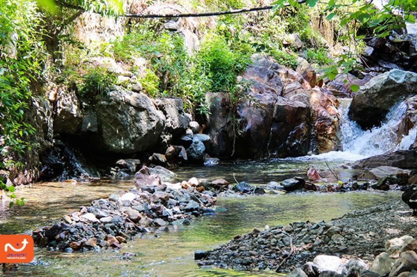 سرچشمه رودخانه دربند در روستای پس قلعه قرار دارد.