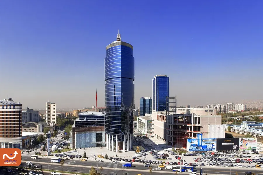 مرکزخرید کیزیلای جایی برای خرید سوغاتی و کالاهای لوکس است.