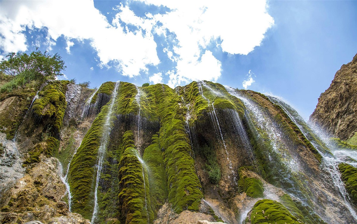 آبشار پونه زار؛ بهشتی پنهان در دل اصفهان