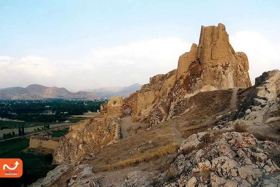 یکی از تصاویر قلعه وان ترکیه