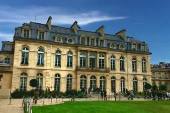 کاخ الیزه پاریس کجاست؟