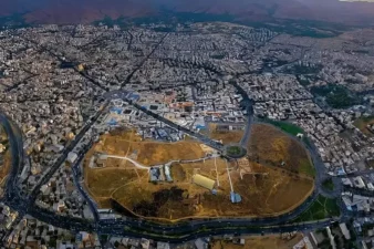 راهنمای کامل سفر به تپه هگمتانه همدان