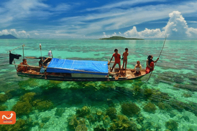 آب شفاف دریای مالزی