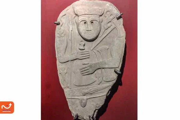 موزه وان ترکیه،‌ مرد جنگجوی مسلح با کلاه