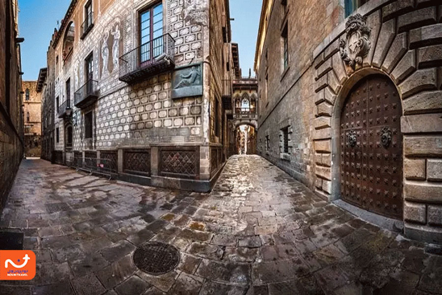 محله گوتیک از دیدنی های بارسلونا اسپانیا