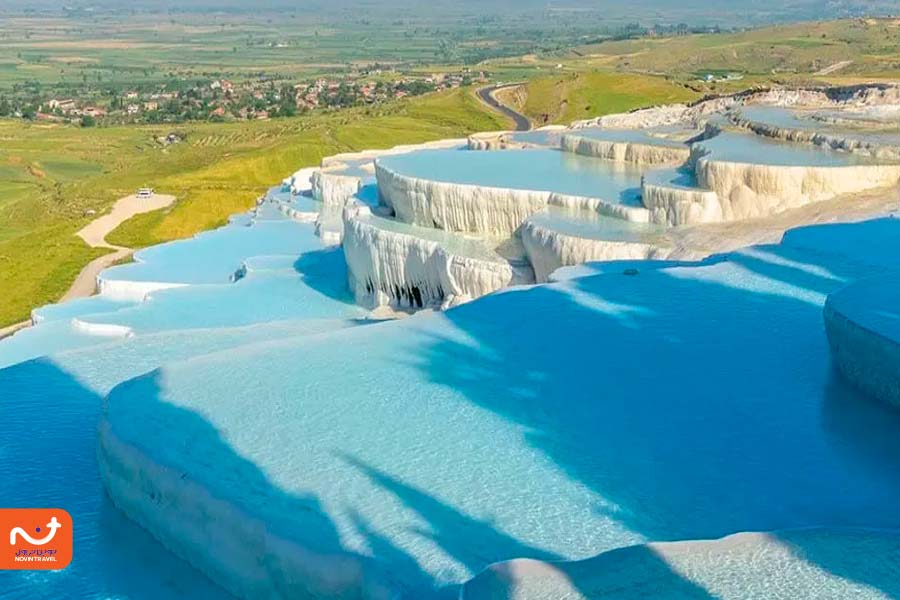 تراورتن‌های پاموکاله؛ یکی از جاهای دیدنی کوش آداسی