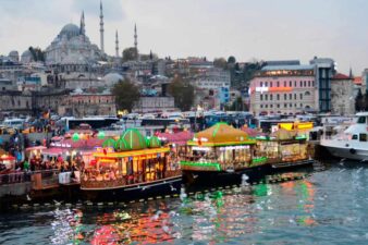 اسکله امینونو