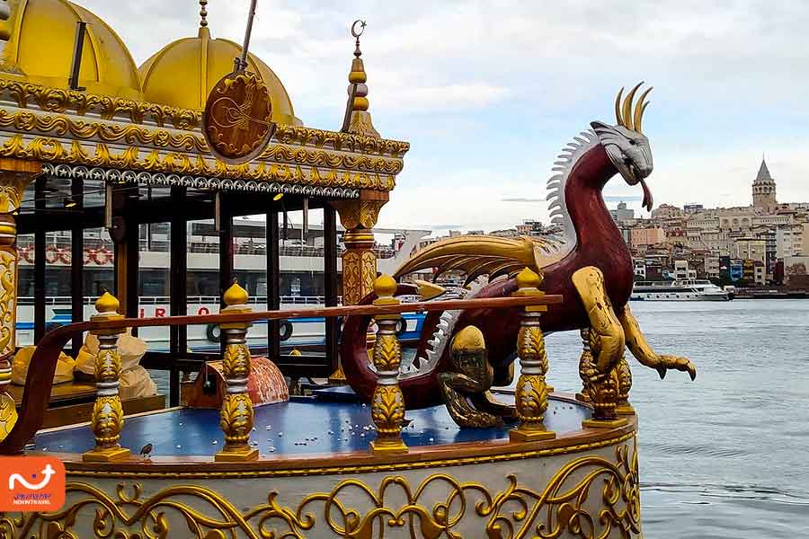 قایق اسکله امینونو