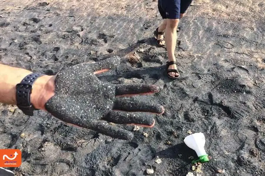 ساحل نقره‌ای از جاهای دیدنی جزیره هنگام