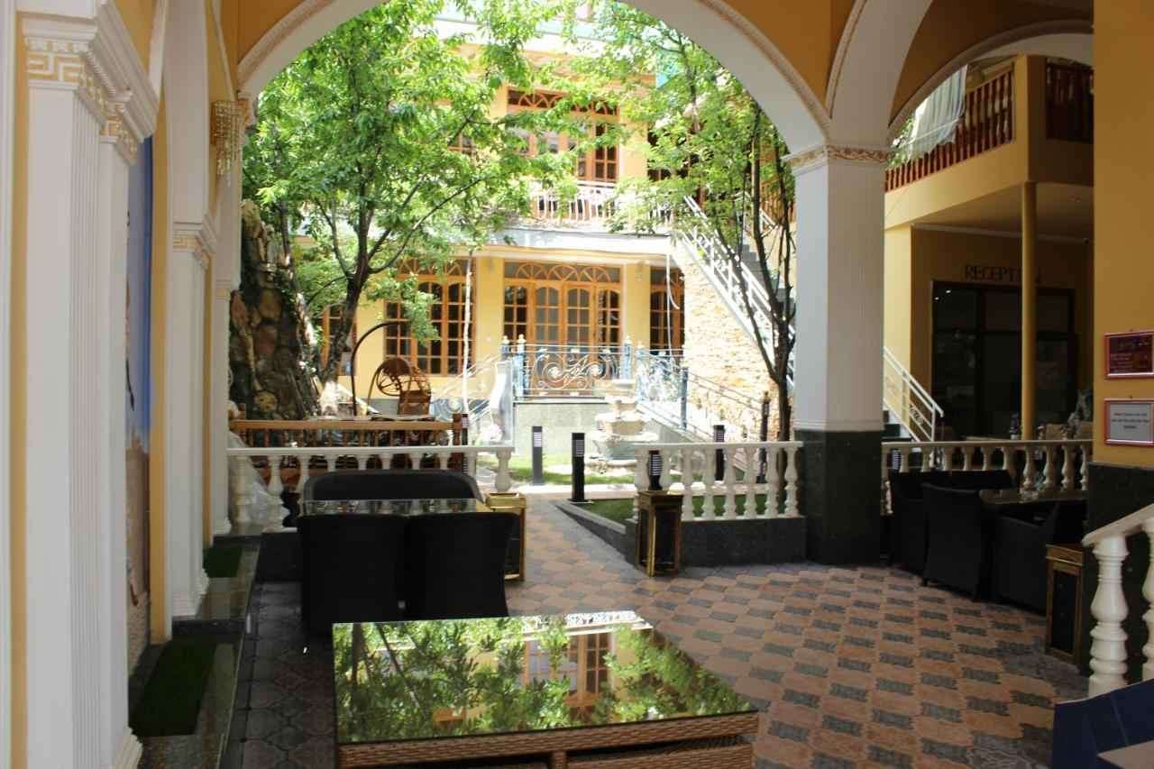 ATLAS B&B