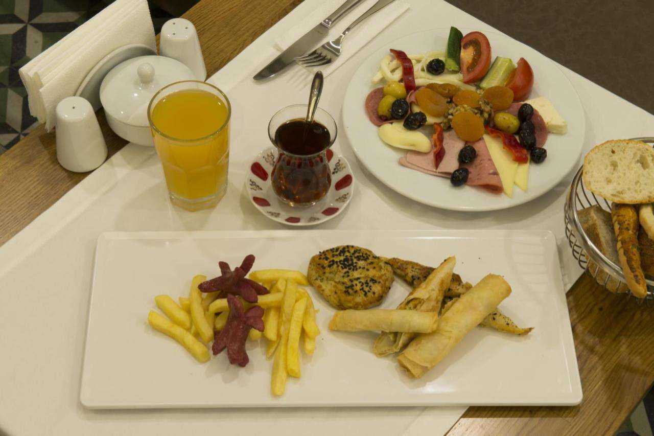 Cumbali Plaza
