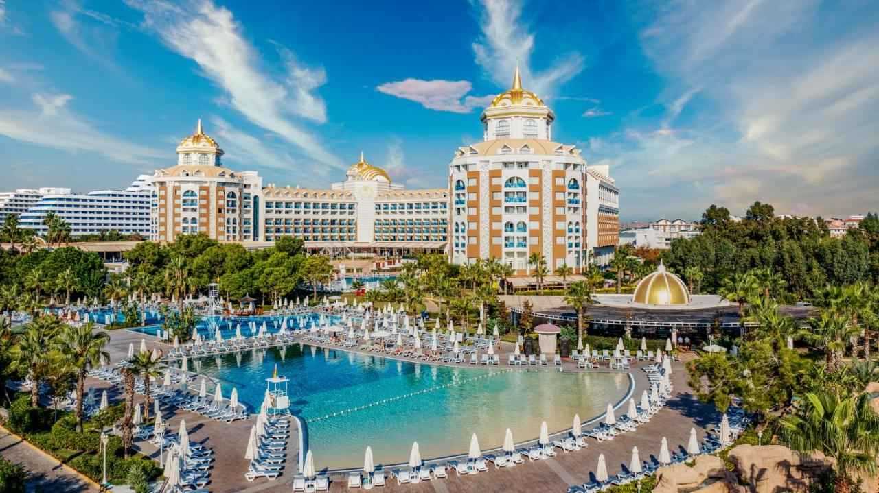 delphin be grand