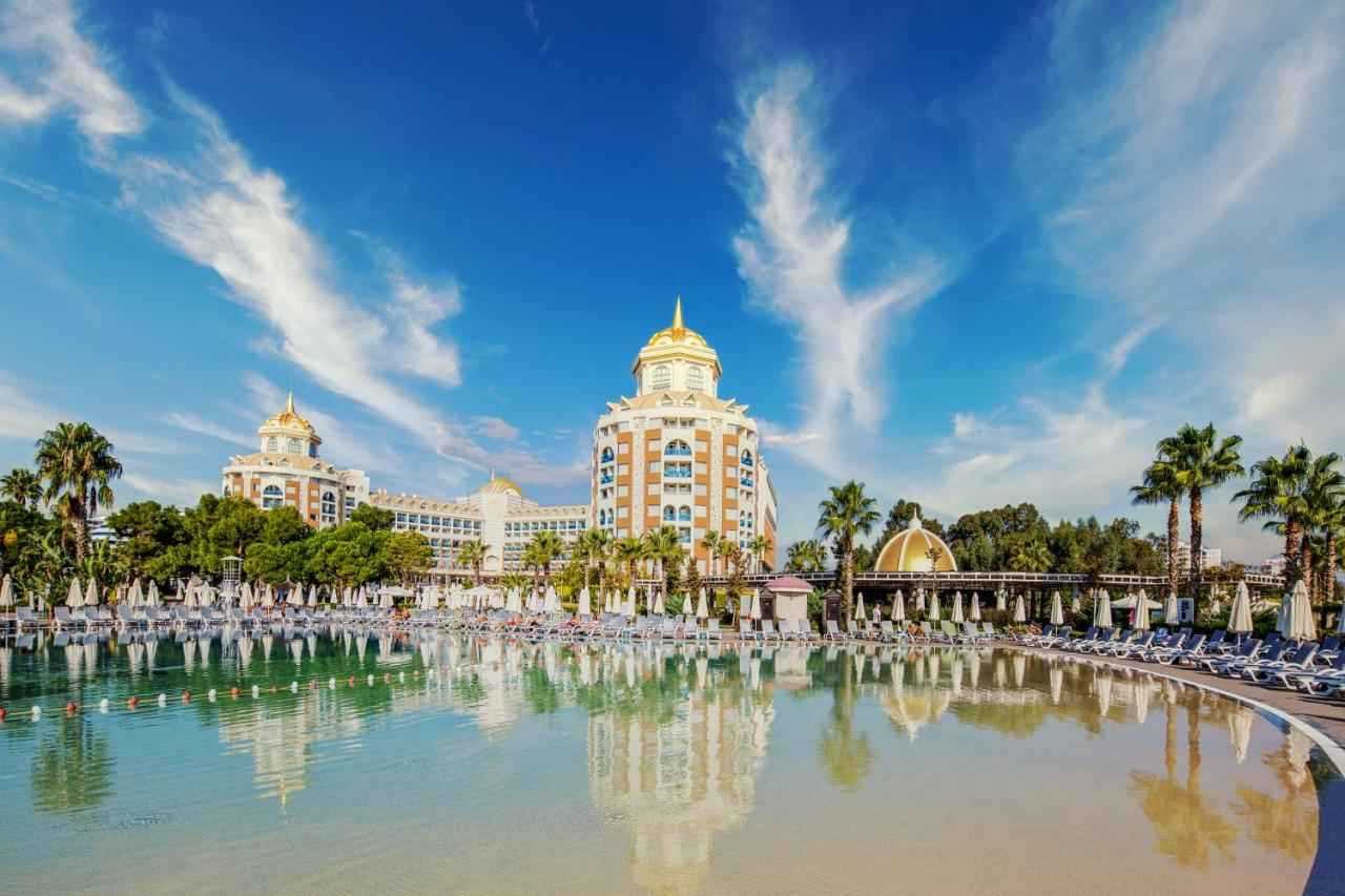 delphin be grand