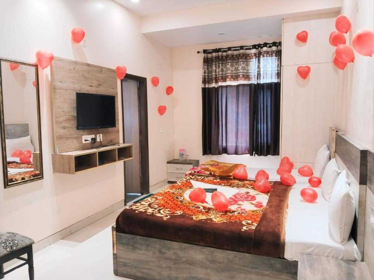 La new Delhi