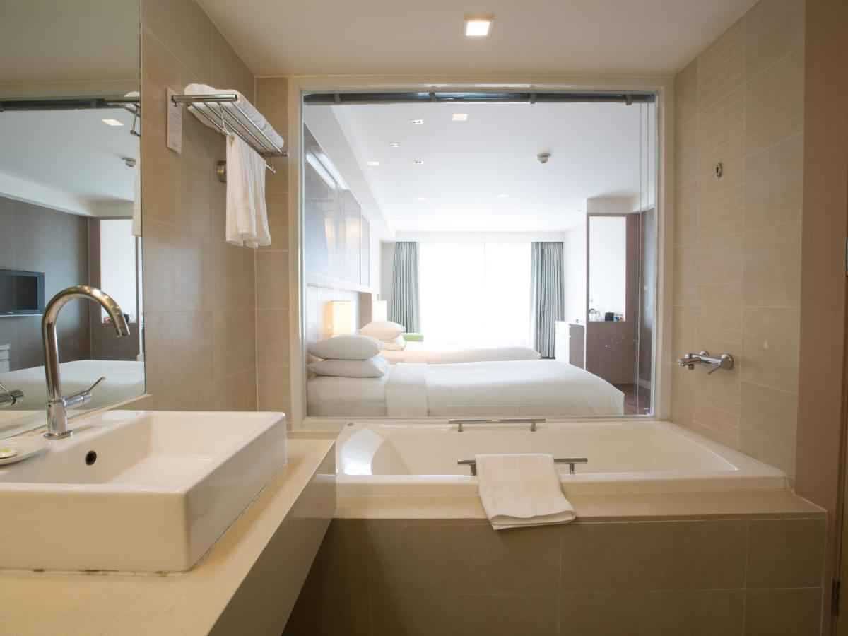 Baiyoke Sky Hotel