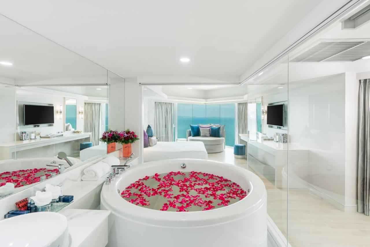 Amari Watergate Bangkok