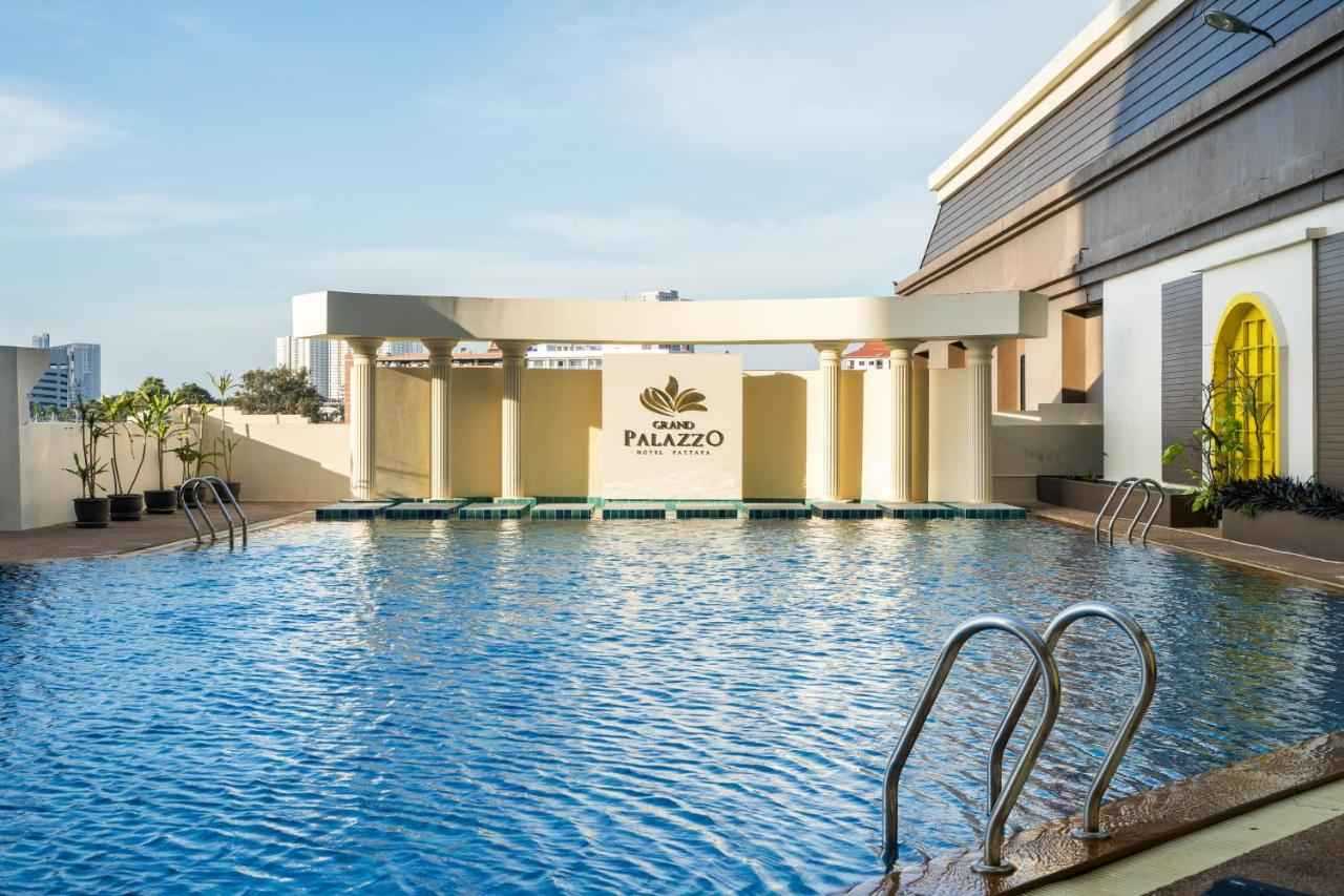 Montien Riverside Hotel