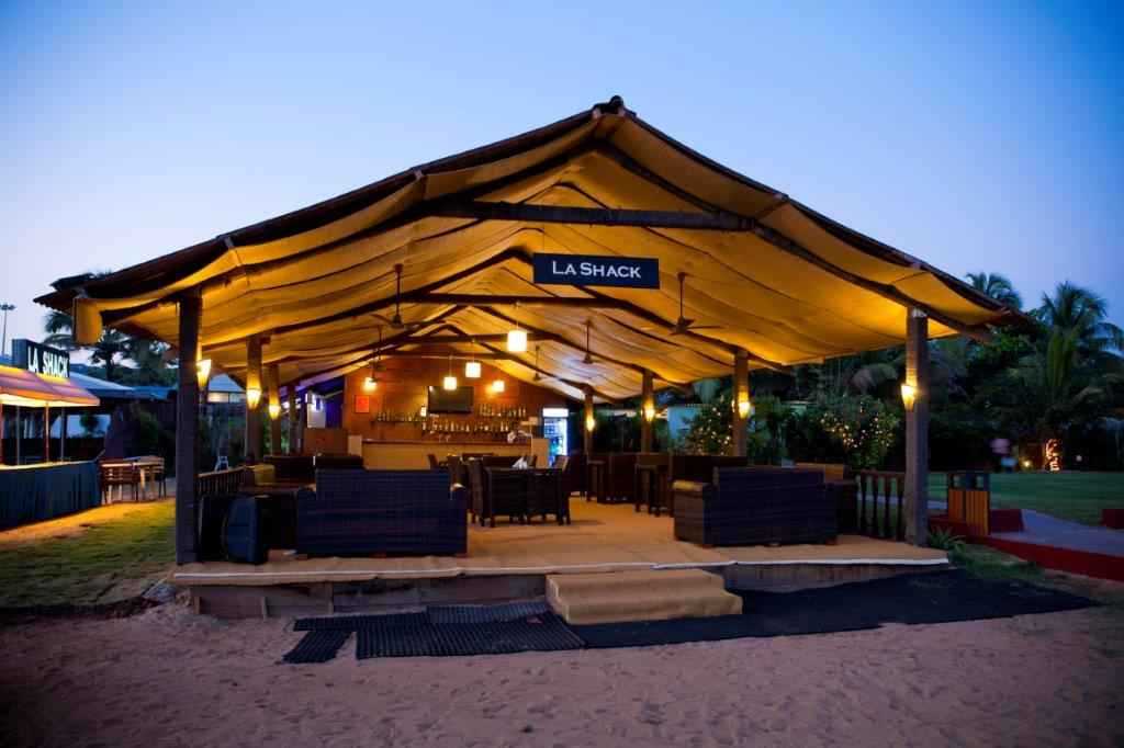La Calypso Beach Resort