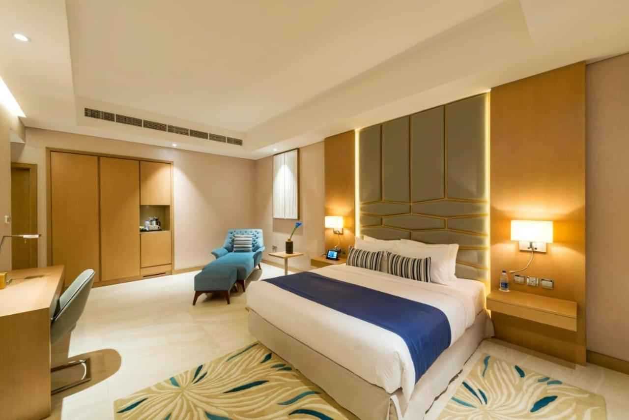 Canal Central Hotel