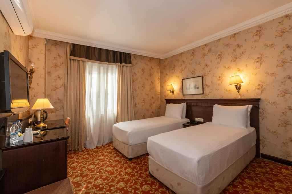 Pera Rose Hotel
