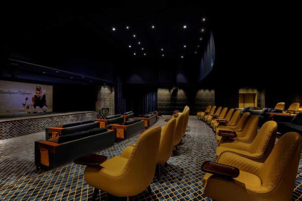 Paramount