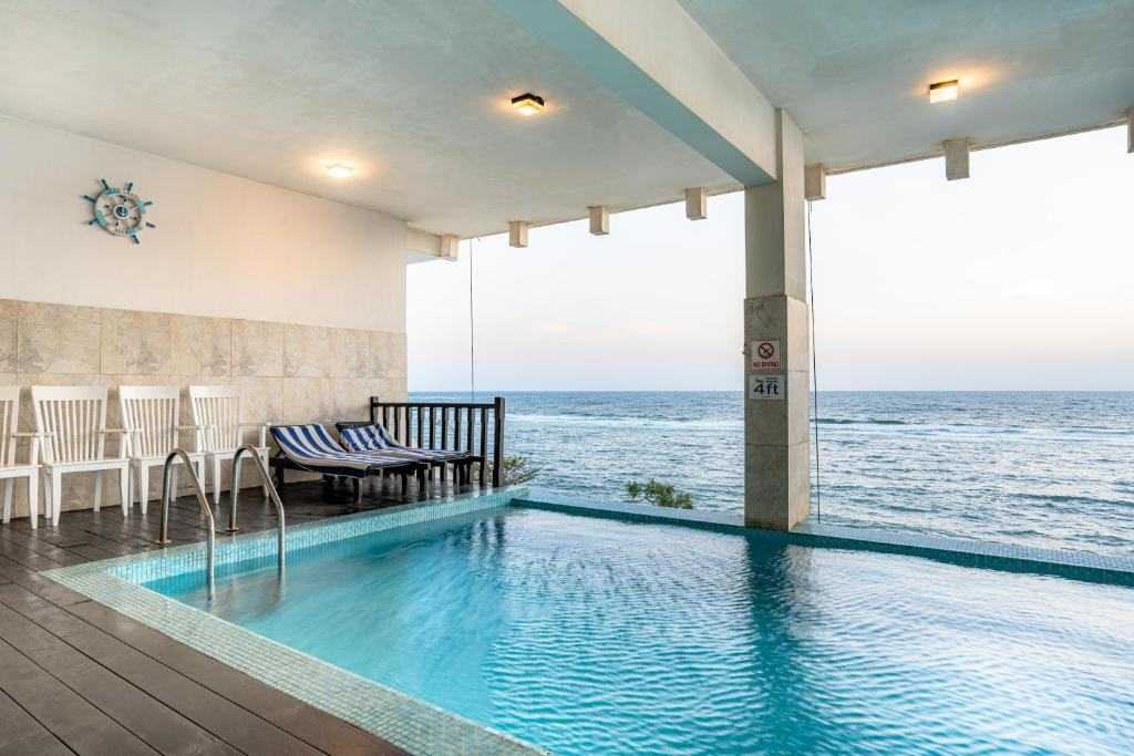 Mirage  Colombo