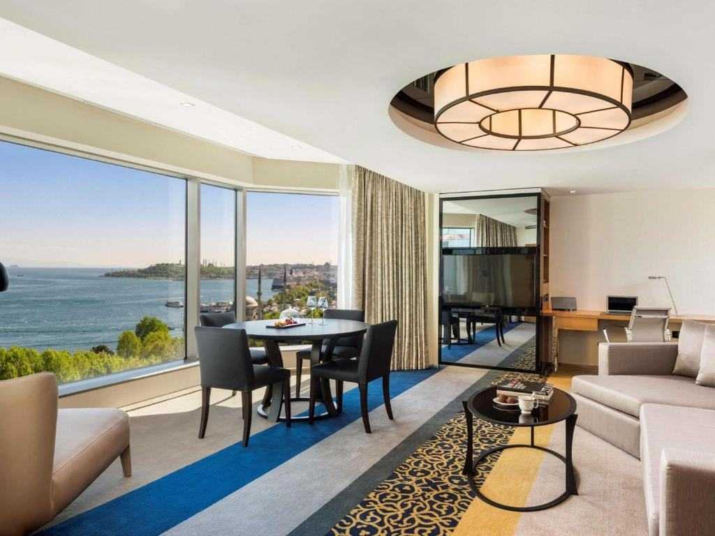 Swiss Hotel